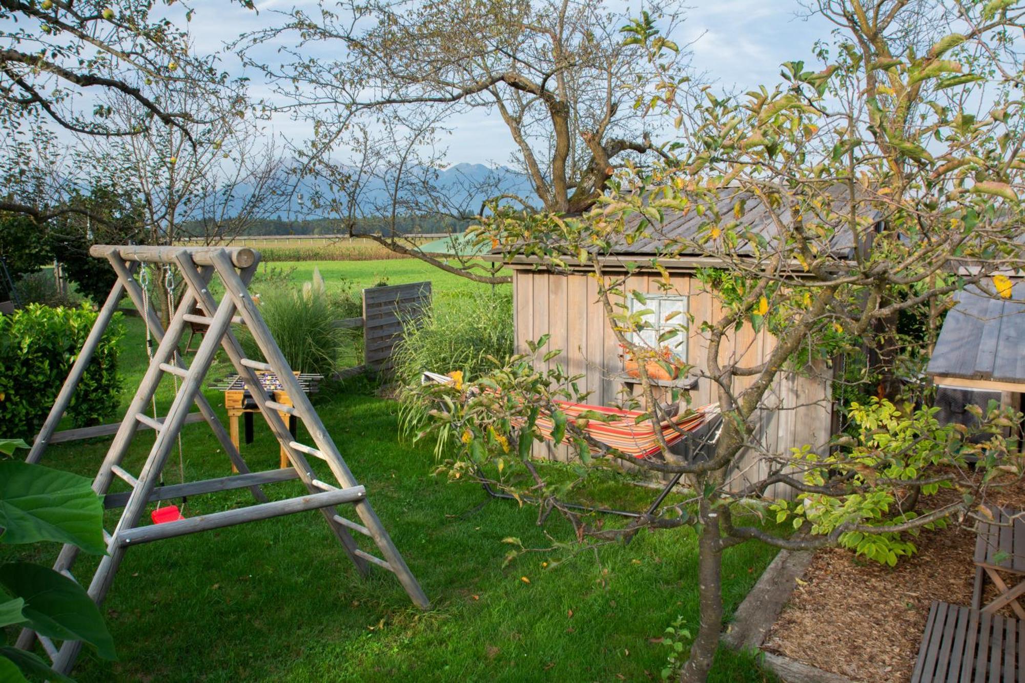 Glamping With A View Villa Smlednik Ngoại thất bức ảnh